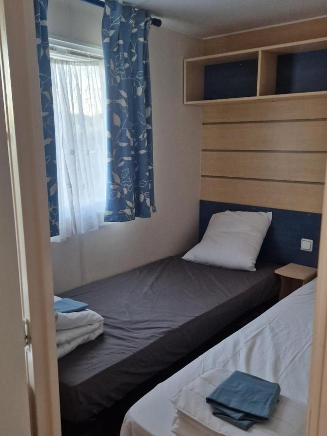 Mazet D El Gato Hotel อาร์ลส์ ภายนอก รูปภาพ